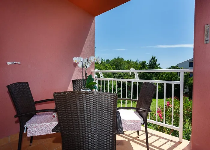 Apartment Snjezana *