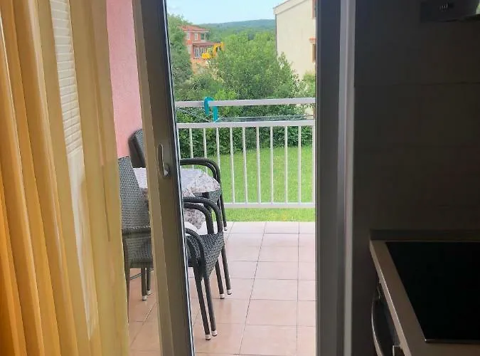 Snjezana * Малинска